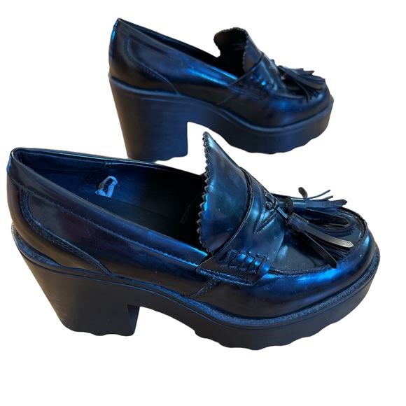 Platform moccasins in black - Picture 2 of 4